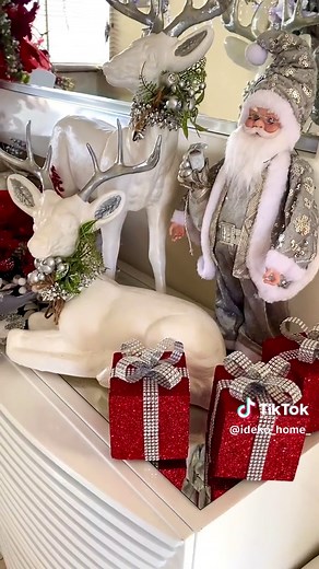Magica navidad con ma mejor epoca 🎄 tenmemos variedad de colores de nuestro hermosos regalos!! #decorandonavidad #navidadentiktok #rojonavidad #merrychristmas #merrychristmas #merrychristmas #decoration #arboldenavidad #decoration #tik_tok #navidad #hohoho #bolasnavideñas