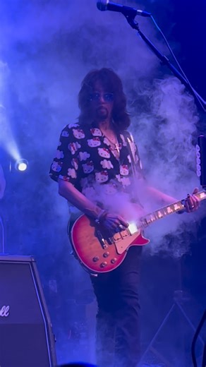 552 reactions · 19 shares | RIP to the legendary Spaceman Ace Frehley! It was so amazing to see him in concert last year and shake his hand! Truly one of the greatest guitarist! #acefrehley #acefrehleyarmy #acefrehleyfans #ripacefrehley #spaceace #spaceman #kiss #kissband #rock #explorepage✨ | Ashlé | Facebook