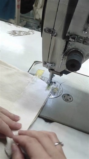 The real speed at which garment factories make clothes#factory #garmentfactory #clothingmaker #costumemaking #clothingfactory #clothingproduction