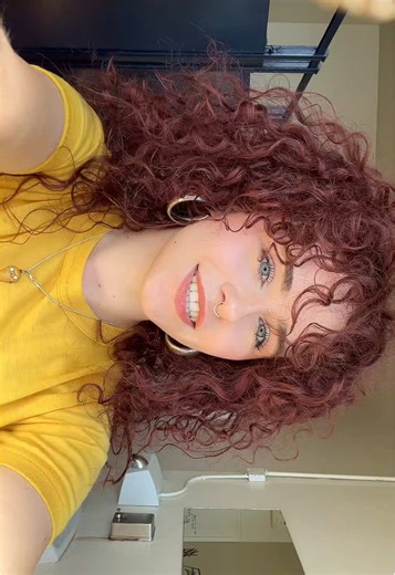 Bathroom Dance Routine: Embrace Your Messy Hair