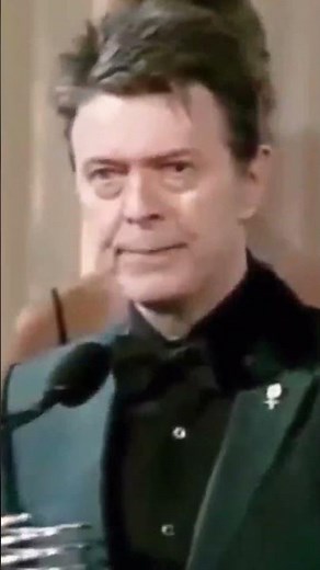 David Bowie's 5 Word Speech at the 5th Annual Webby Awards