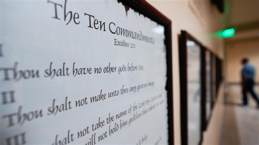 Louisiana Ten Commandments law allowed to take effect  after court ruling