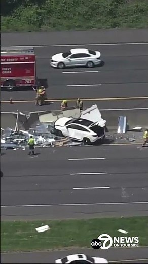 3 Injured in Rollover Crash on Interstate 495 Beltway