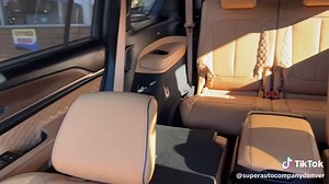 2022 Jeep Grand Cherokee L Summit 4×4: Luxury & Power