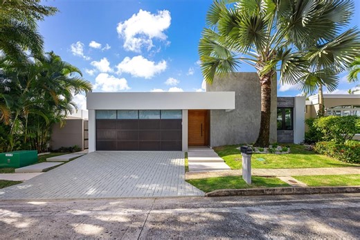 373 Rey Jorge La Villa De Torrimar, Guaynabo, PR 00969 - MLS PR9120399 - Coldwell Banker