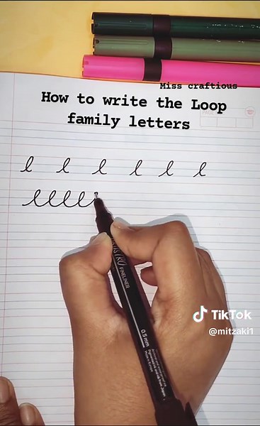 Mastering Handwriting: Looping Techniques and Tips