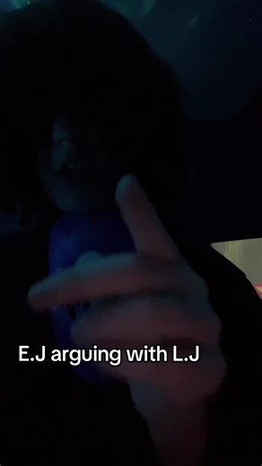 bailey.hampton.18 (@bailey.hampton.18)’s videos with original sound - Max I. Phibian