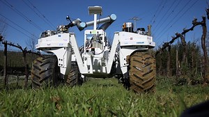 5.5K views · 77 reactions | Agriculture in the future will see increasing use of scientifically precise farming techniques, where automated ‘agro-bots’ monitor, treat and work the land, using advanced technology designed to help maximise yields and minimise disease. With its extensive experience in automation and agricultural mechanisation, Yanmar is now showing the way in advanced field robotics research. | Yanmar Global | Facebook