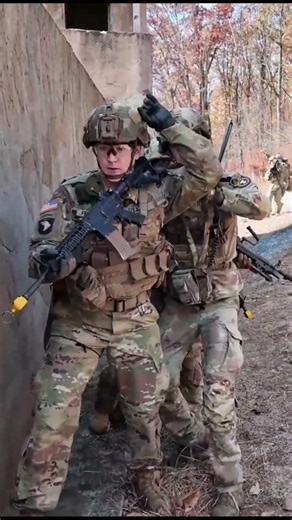 This Is How U.S. Soldiers Train for Battle | US Forces Shorts