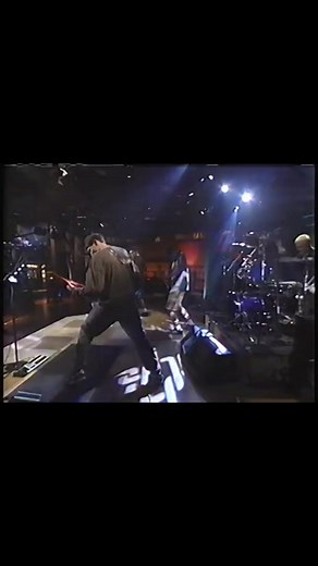 🤘 #helmet #alternativemetal #90s | 𝙶𝚘𝚘𝚍 𝚅𝚒𝚋𝚎𝚜 𝙽𝚘 𝚂𝚝𝚛𝚎𝚜𝚜