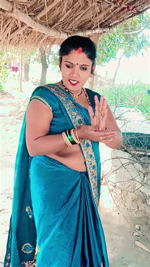 पछुआ के हवा बिगाड़ देता बमोरी ब्यूटी #comaedy #comadin #song #dance #bhojpuri #sorts #comon #comand