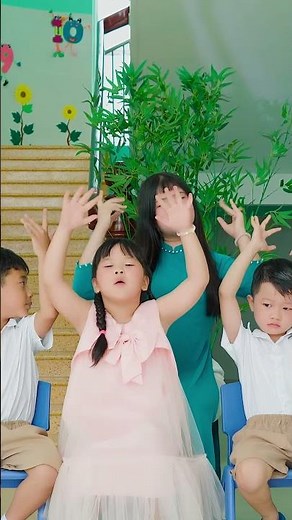 Bài hát bé thích nghe nhất - Vui là như nắng buồn là hạt mưa #goitencamxuc #nhacthieunhi #maivy