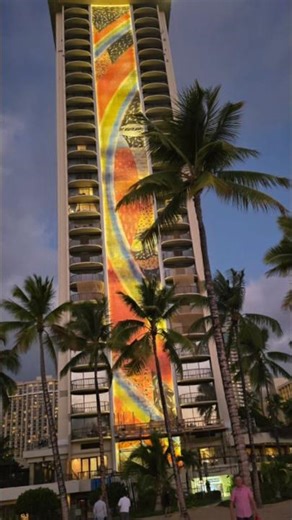 🌺 Evening walk in beautiful Honolulu, Hawaii 🌴