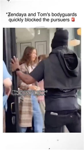 Zendaya and Tom's bodyguards quickly blocked the pursuers 🚨🤍#Zendaya #TomHolland