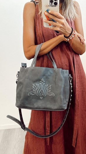 Baúl Alma Hacemos envíos a todo el país | Boris Handbags | Facebook