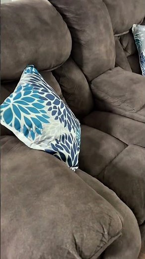 BEAUTIFUL! 4 Throw Pillow Covers in Stylish Designs #throwpillows