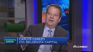 Hedge fund industry having difficulties, strategist says