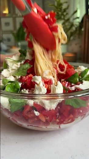 Easy Bruschetta Pasta Salad