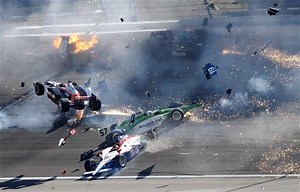 Two-time Indy 500 winner Dan Wheldon killed in wreck (with video)
