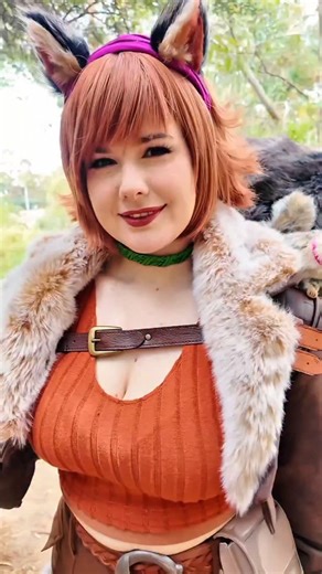 Tinsel Tail Tutorial 🥰 She's just so cute!! More WIP coming soon 🌰🐿️🎄 I now have the perfect base to make any squirrel girl outfit from @marvelrivals 😆 if you want to see how I constructed the base, check out my original Squirrel Girl Tail video 🥰 #squirrelgirlcosplay #marvelrivals #squirrelgirl #christmascosplay #marvelrivalscosplay | Kayla Jean Cosplay