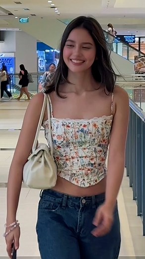 Everything in your life is about to take a positive turn. Do not give up. So many good things are coming. #kayladavies #fypシ #dollipop_kayla #positivevibes | Kayla Davies