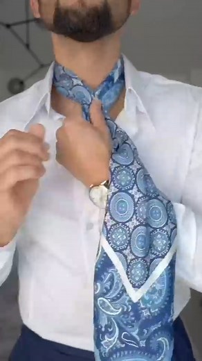 Way to tie a scarf #tiescarf | How To Make