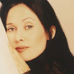 Margaret Urlich (New Zealand Singer) ~ Wiki & Bio with Photos | Videos