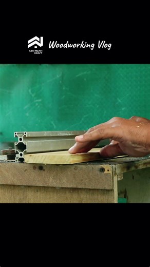 My Mini Router Table #carpenter #diy #routermachine #woodworking #tools #makingcraft