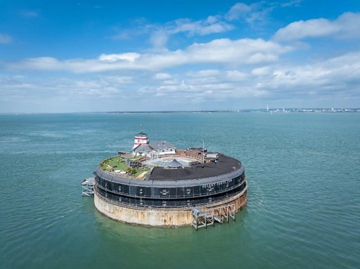 Looking to own a piece or two of British history? Our next auction is set to make waves with these incredible #forts, each one presents a unique opportunity for developers, investors or owners seeking the ultimate waterfront home. Explore more ➡️ http://savi.li/6180Yijen | Savills