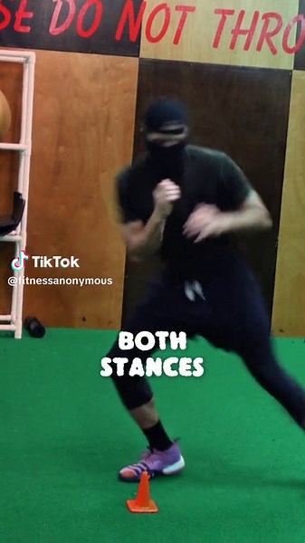 Master Your Boxing Pivot: Drill Breakdown for Orthodox & Southpaw Stances 🥊 | Footwork Domination#BoxingFootworkMastery