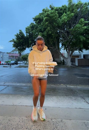 Sydney Weather Confusion: Raining Yet Roasting!