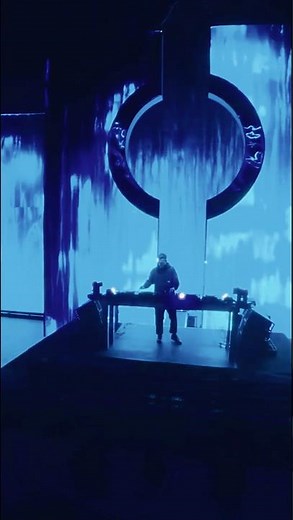Professor ‪@Kaskade‬