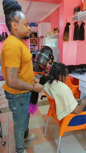 Artificial Locks Extension Techniques for Natural Hair