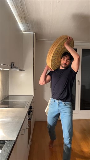 Cedrik Lorenzen on Instagram: "He gave excuse, I gave Le Gruyère AOP. #gruyereaop #cheese #burger @gruyere_aop 1st course: Brioche sesame buns, dry aged beef patty, Le Gruyère AOP cheese slice, pickled green apples, truffle aioli , green salad, grilled onions, served with Le Gruyère AOP potato croquettes. 2nd course: Le Gruyère AOP savoury mousse tart, poached pears, honey comb, cheese crumble, figs, and Le Gruyère AOP ice cream. Recipe link in bio."