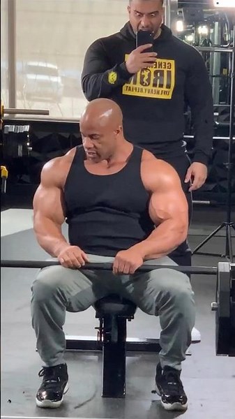 Victor Martinez Shares His Bicep Superset Workout Recommendation. #bodybuilding