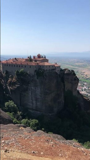 [World Heritage Meteora] Why build monasteries on sheer cliffs? A journey through a miraculous la...