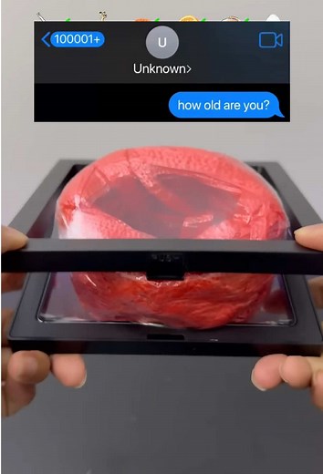 Incredible Friends Texting Story You Won't Believe!