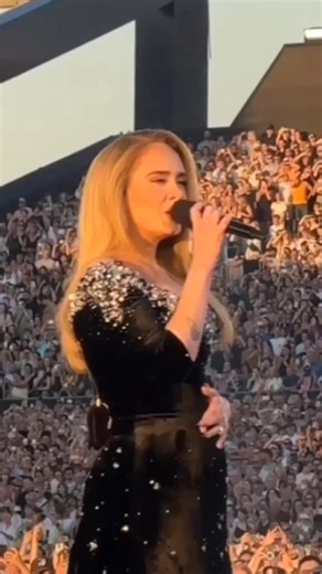 Hello by Adele: Lyrics and Meaning Explained