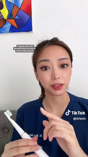 Choosing the Best Electric Toothbrush: Specs to Consider