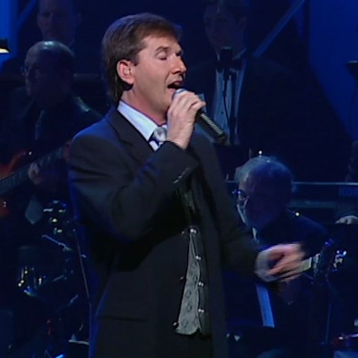 78K views · 4.1K reactions | Join Daniel and fans this this Friday 22nd of April at 3pm GMT for the full length concert 'Showtime' - live from Branson, Missouri! Join or set a reminder for then at this link: https://danielodonnell.lnk.to/showtime | Daniel O'Donnell | Facebook