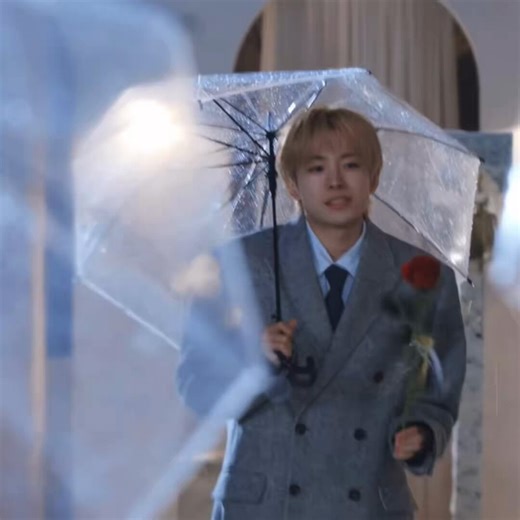 ㅅㅂ 어떡해 ............쨰이는 다른 사람한테 줬지만 본인은 째이 준대