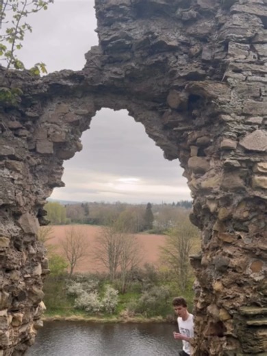 Despite being so little left, I was incredibly impressed by the size of Roxburgh Castle, it must have been one of the mo