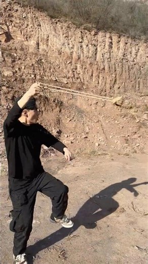 Restoring the Stone Age sling, this is practically the primitive "long-range artillery! #coolgadgets