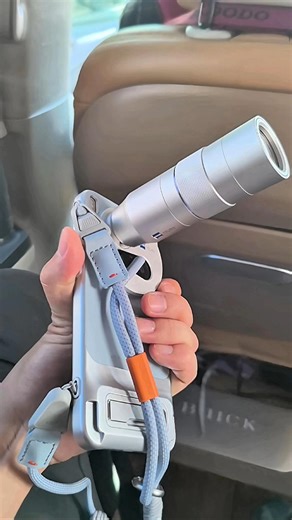 You won't believe the zoom on this! 🔍 #photography #tech #gadgets #gigapixel