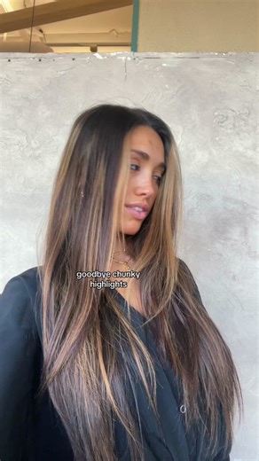 Bye bye chunky highlights💥 hello bronde & blended 🫶🏼👯 @gavinbeckham_ wearing @Habithairx clipins in caramel brownie! Her formula coming soon to our @Habit Education app! Downlaod now! #hairby_chrissy #habitsalonaz #habitsalonoc #hairextensions #habitextensionmethod #habitextensionmethodcertified