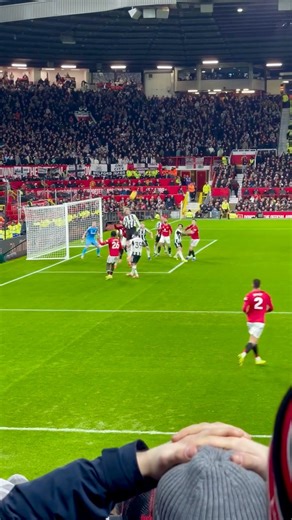THIS ANGLE OF THE DORGU GOAL 😮‍💨 #manutd #dorgu #volley #goal #oldtrafford #amorim