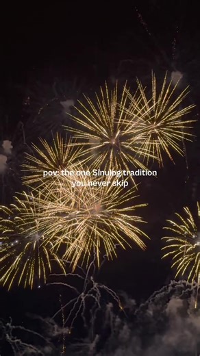 Fireworks with your favorite people just hits different 🎆 If this is your Sinulog tradition at Ayala Center Cebu, comment below and tag your Sinulog squad and see you later for Light Up The Sky: Grand Fireworks at 9PM! ✨🎉 #AyalaCenterCebu #SinulogAtAyalaCenterCebu