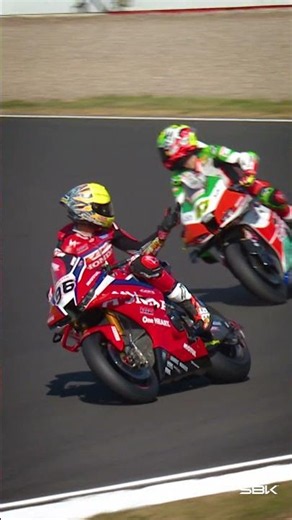 A quick touch at Warm Up session 👀 | 2026 #UKWorldSBK 🇬🇧