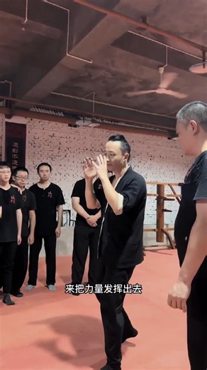 16 reactions | In every warrior’s journey, lies a secret power, hidden within the corners of the elbow. Unleashed with precision, it can make a rock crumble. Watch as Master Tu TengYao reveals this secret, wrapped in a simple joint. Prepare for the unexpected. . . . #KungFuWisdom #ElbowPower #MasterTuTengYao | Fighters club | Facebook