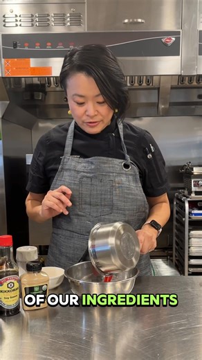 87 reactions | It’s Fish Friday! Let’s dive into prepping this delicious Seared Tuna Salad with Blood Orange Vinaigrette with Chef Ingrid!   RECIPE: https://bit.ly/422gXQB | The Fresh Market | Facebook